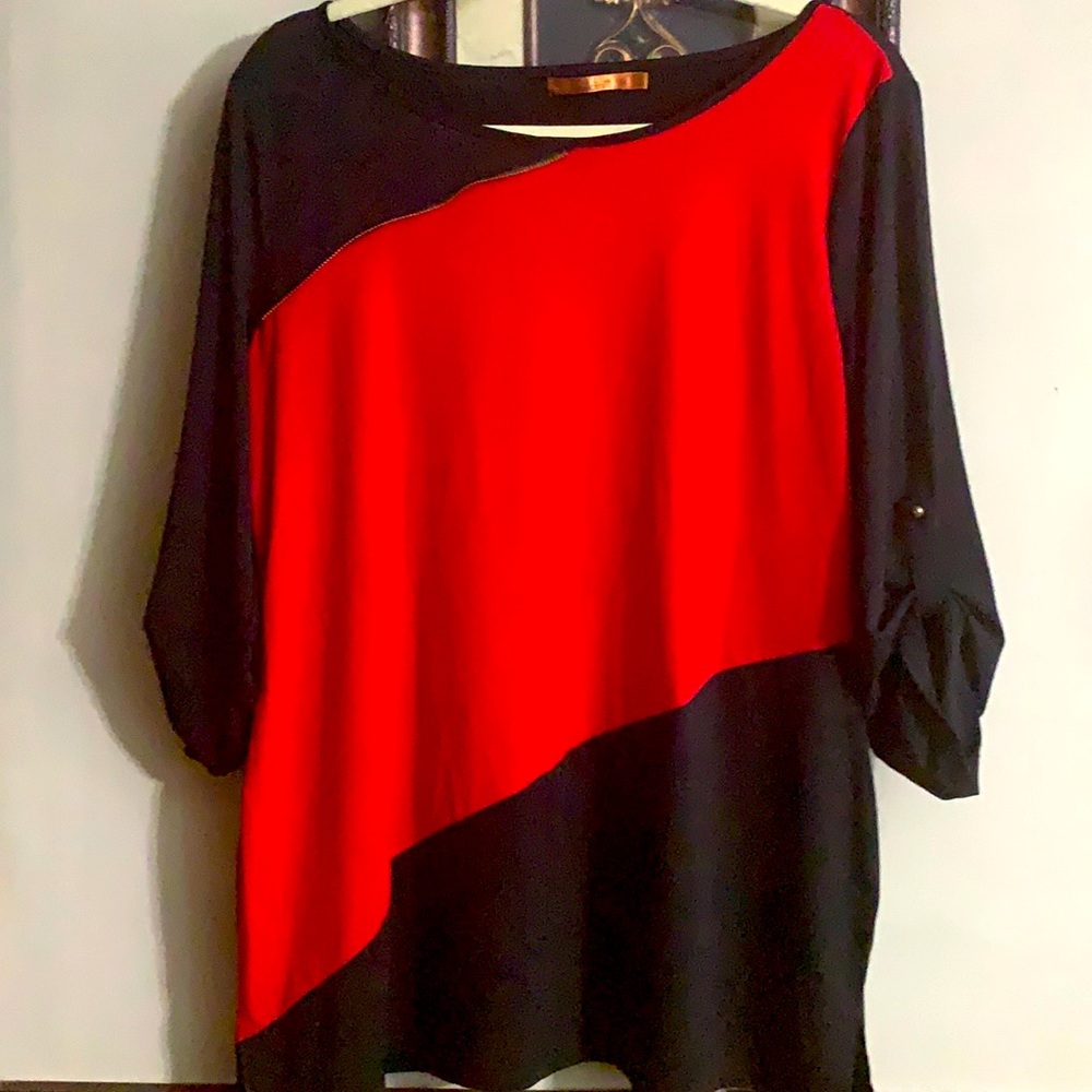 Belldini Red/Black Top with Zipper Detail Sz Large